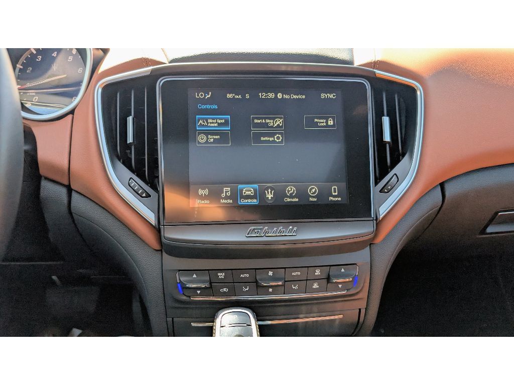 2019 Maserati Ghibli Q4 photo 22