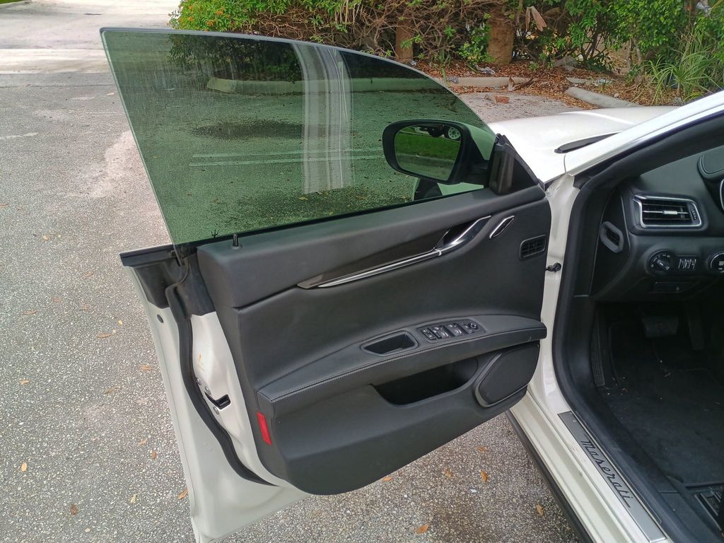 2019 Maserati Ghibli S Q4 3.0L 1 Owner Clean Autocheck - 22912462 - 14