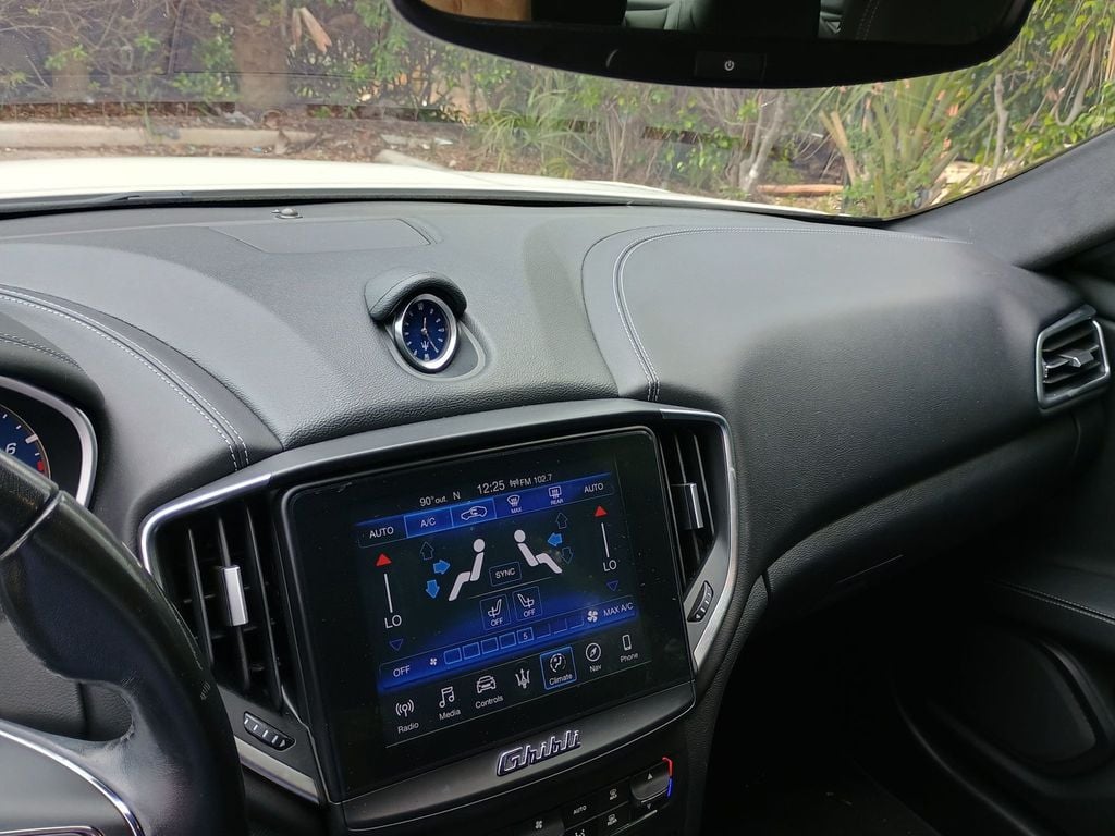 2019 Maserati Ghibli S Q4 3.0L 1 Owner Clean Autocheck - 22912462 - 19