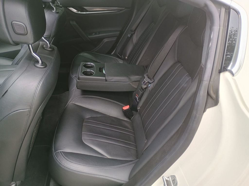 2019 Maserati Ghibli S Q4 3.0L 1 Owner Clean Autocheck - 22912462 - 24