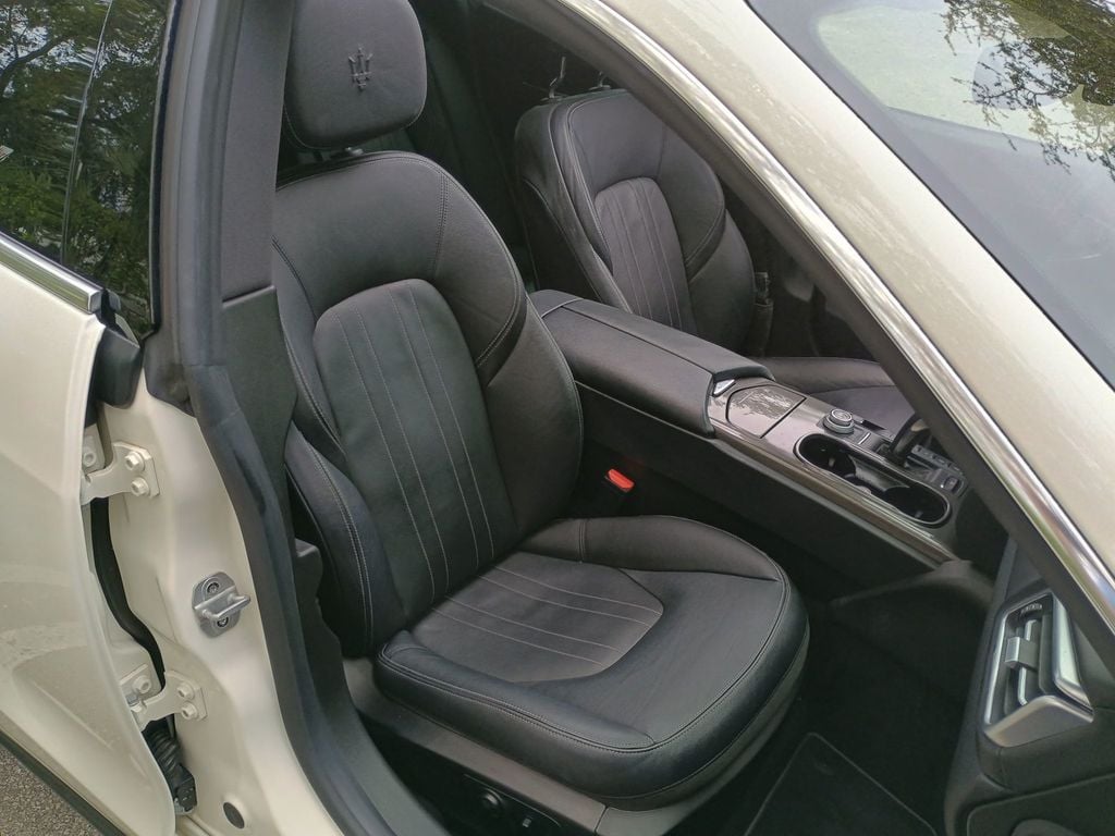 2019 Maserati Ghibli S Q4 3.0L 1 Owner Clean Autocheck - 22912462 - 27