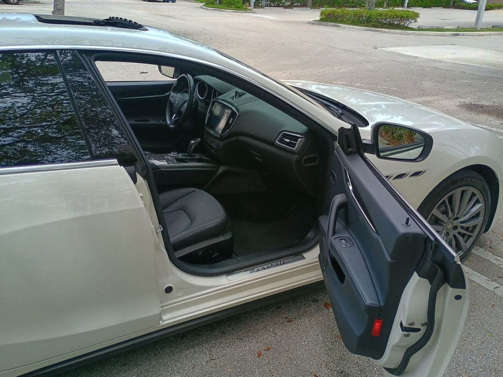 2019 Maserati Ghibli S Q4 3.0L 1 Owner Clean Autocheck - 22912462 - 30