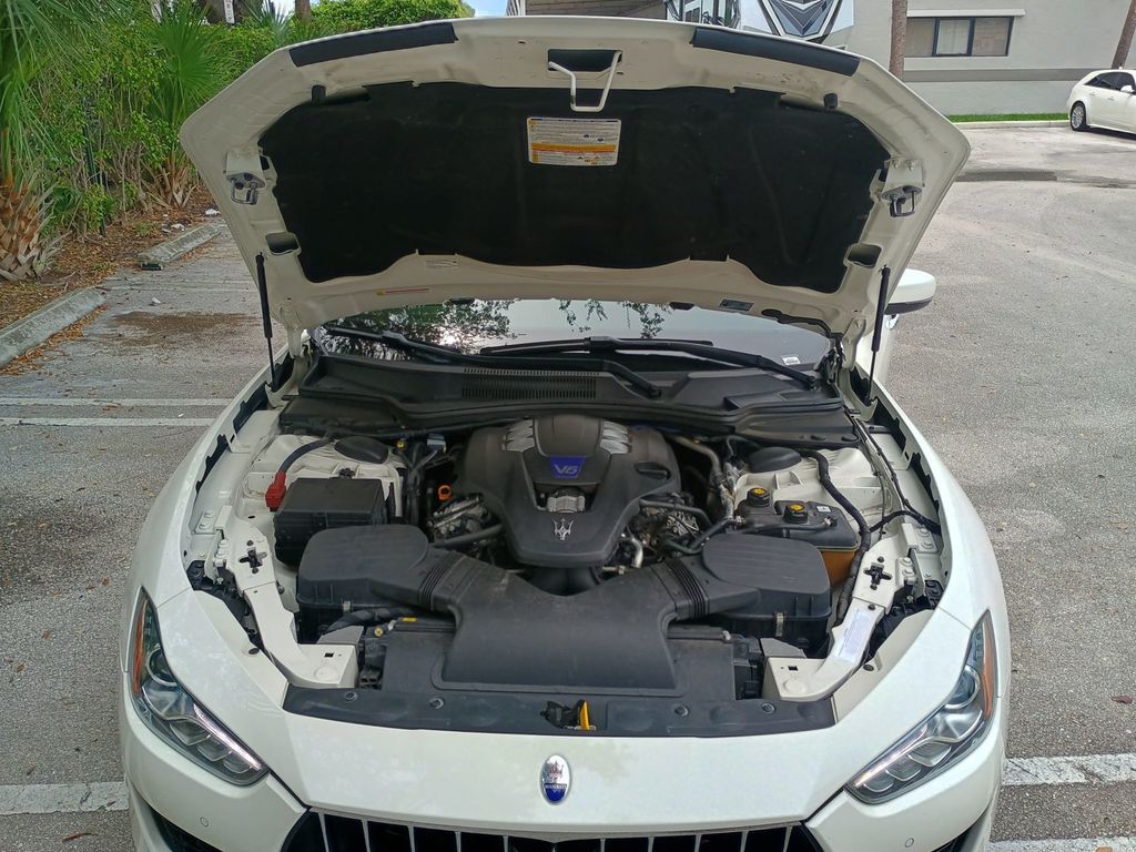 2019 Maserati Ghibli S Q4 3.0L 1 Owner Clean Autocheck - 22912462 - 31