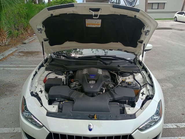 2019 Maserati Ghibli S Q4 3.0L 1 Owner Clean Autocheck - 22912462 - 31