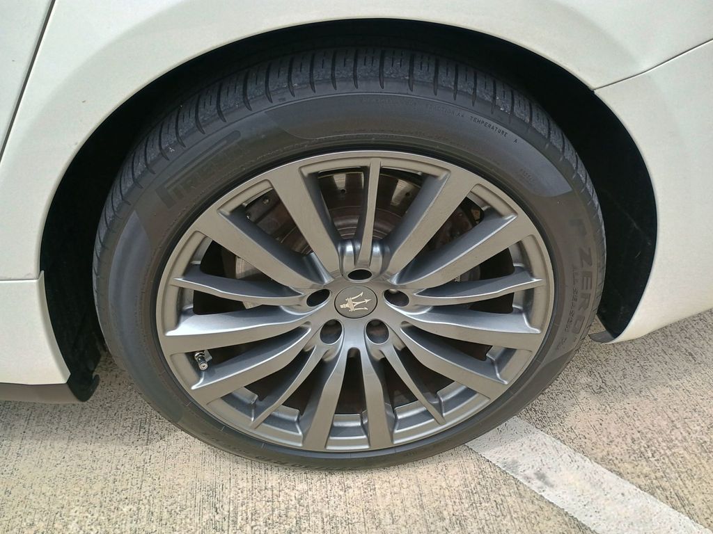 2019 Maserati Ghibli S Q4 3.0L 1 Owner Clean Autocheck - 22912462 - 40