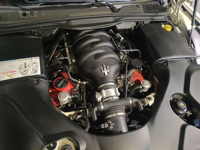 2019 Maserati GranTurismo Convertible MC 4.7L 1 Owner Clean Carfax Florida Car - 22950619 - 9