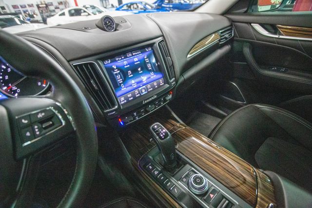 2019 Maserati Levante GranLusso 3.0L - 23002124 - 6