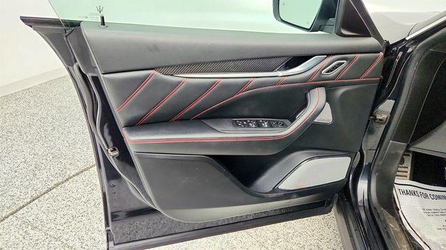 2019 Maserati Levante GTS 3.8L with Natural Leather & 4-Zone Automatic Climate Control - 22991261 - 10