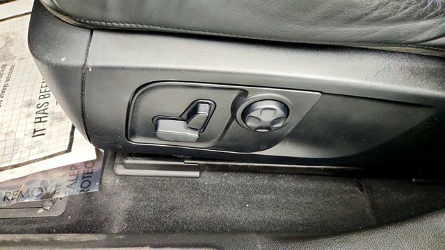 2019 Maserati Levante GTS 3.8L with Natural Leather & 4-Zone Automatic Climate Control - 22991261 - 11