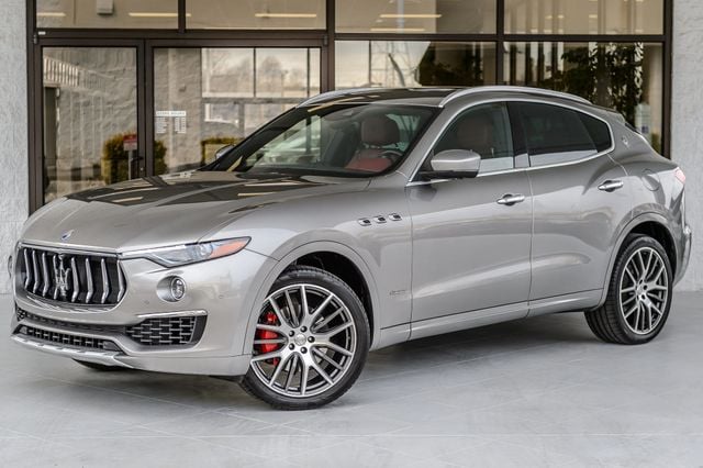 2019 Maserati Levante LEVANTE GRANLUSSO - NAV - MOONROOF - BACKUP CAM - LOW MILES - 22993070 - 1