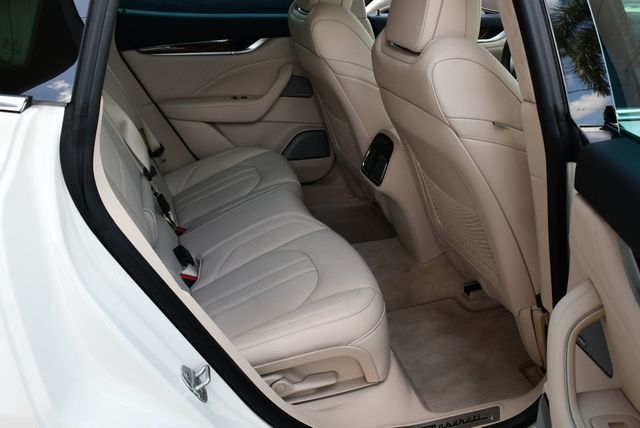 2019 Maserati Levante S GranSport 3.0L SUV W/Climate and Driver Assistance Packages - 23047110 - 17
