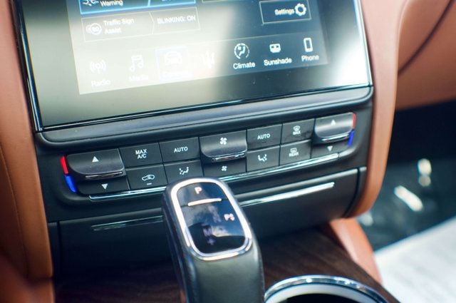 2019 Maserati Quattroporte LocalTrade/MSRP$126935/S-Q4/DriverAssistancePkg/SoftCloseDoors - 22984379 - 28
