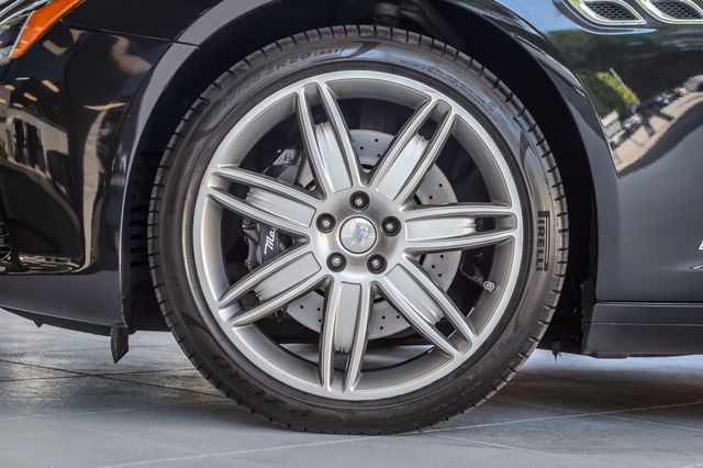 2019 Maserati Quattroporte QUATTROPORTE SQ4 GRANLUSSO - NAV - MOONROOF-BACKUP CAM -GORGEOUS - 22872254 - 10