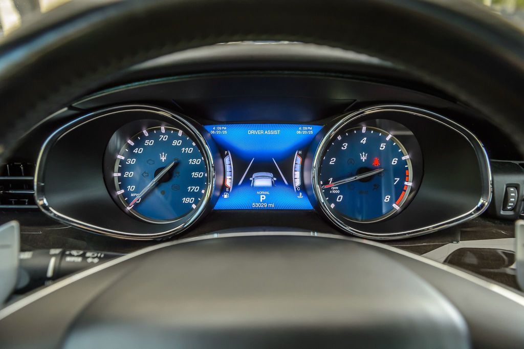 2019 Maserati Quattroporte QUATTROPORTE SQ4 GRANLUSSO - NAV - MOONROOF-BACKUP CAM -GORGEOUS - 22872254 - 14