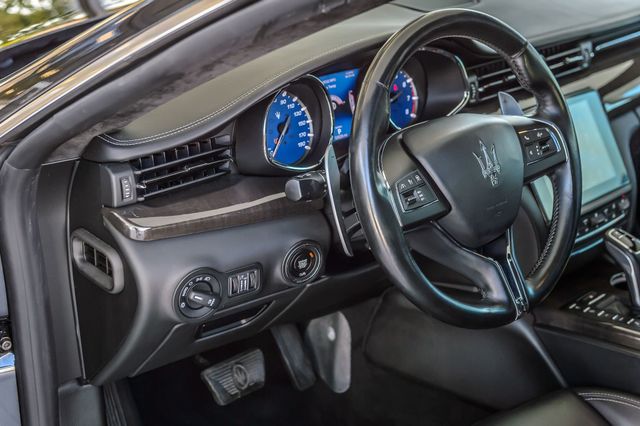 2019 Maserati Quattroporte QUATTROPORTE SQ4 GRANLUSSO - NAV - MOONROOF-BACKUP CAM -GORGEOUS - 22872254 - 23