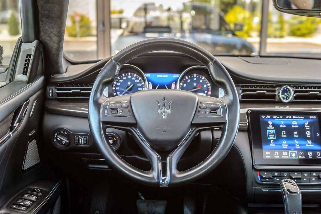 2019 Maserati Quattroporte QUATTROPORTE SQ4 GRANLUSSO - NAV - MOONROOF-BACKUP CAM -GORGEOUS - 22872254 - 25