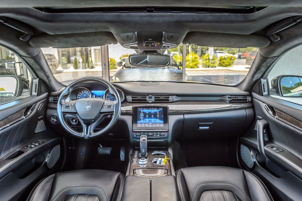 2019 Maserati Quattroporte QUATTROPORTE SQ4 GRANLUSSO - NAV - MOONROOF-BACKUP CAM -GORGEOUS - 22872254 - 2