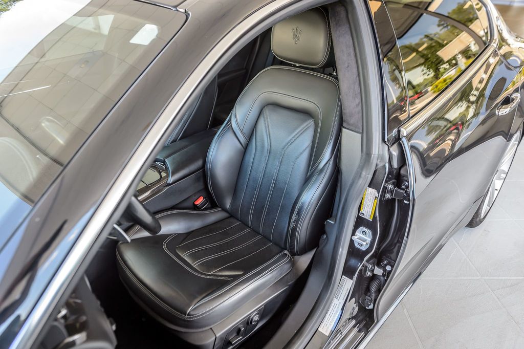 2019 Maserati Quattroporte QUATTROPORTE SQ4 GRANLUSSO - NAV - MOONROOF-BACKUP CAM -GORGEOUS - 22872254 - 33