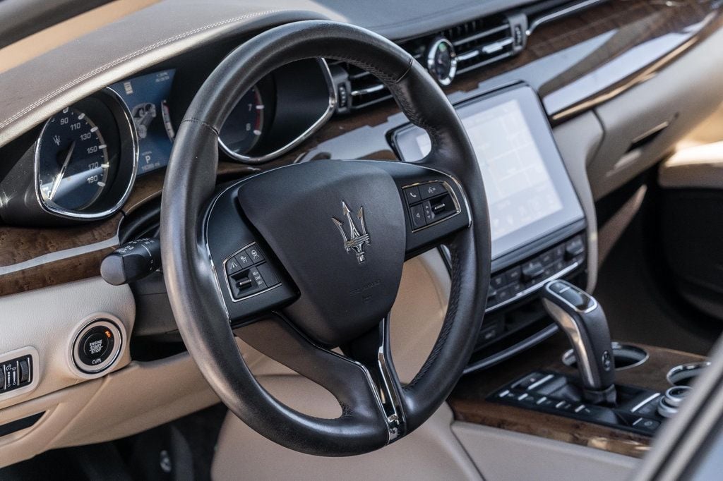 2019 Maserati Quattroporte S 3.0L - 22610179 - 23