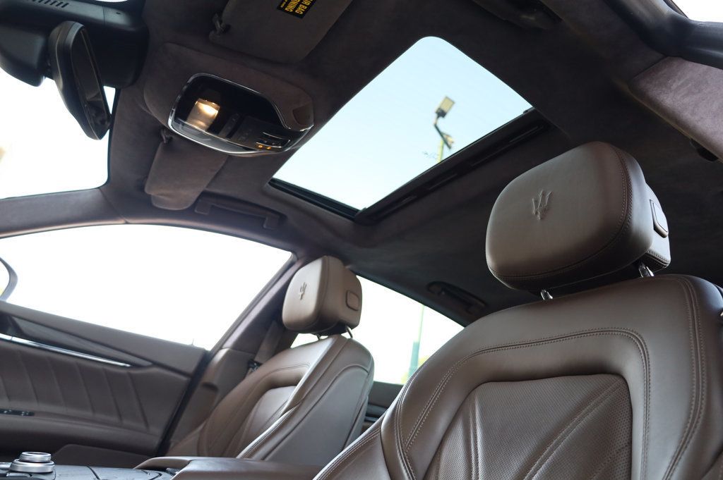 2019 Maserati Quattroporte Q4 GranLusso photo 18