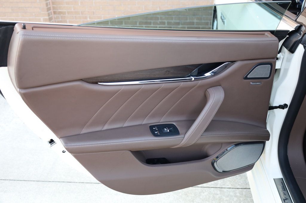 2019 Maserati Quattroporte Q4 GranLusso photo 19