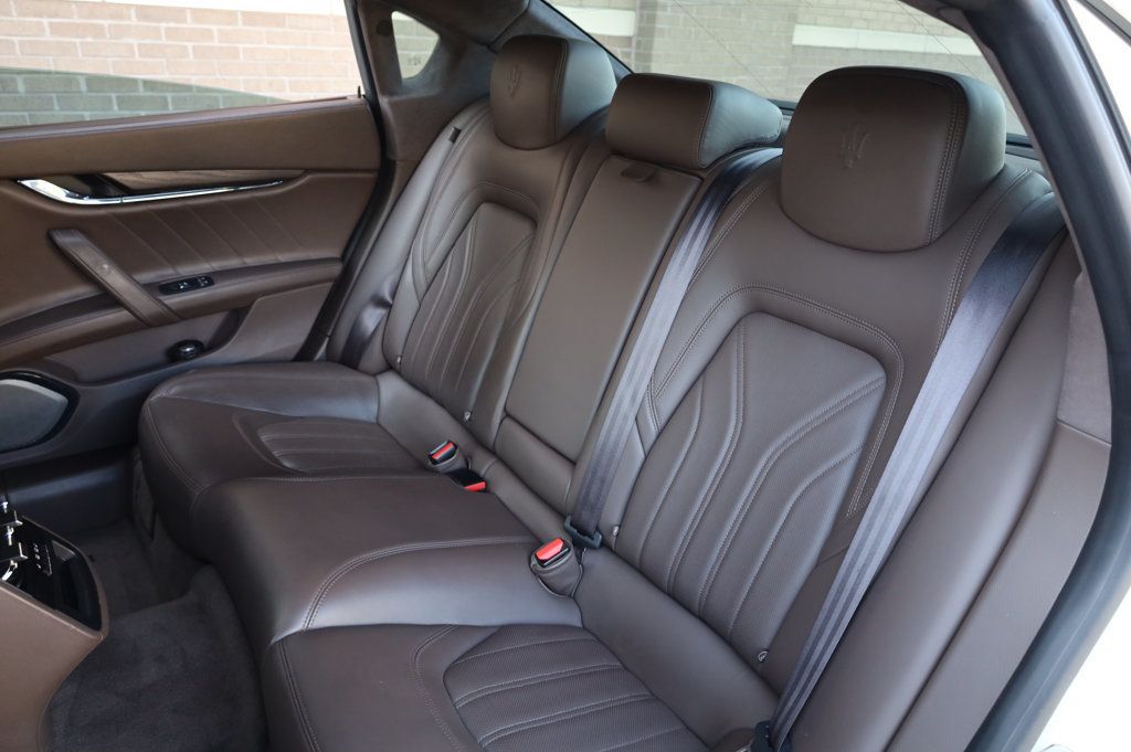 2019 Maserati Quattroporte Q4 GranLusso photo 22