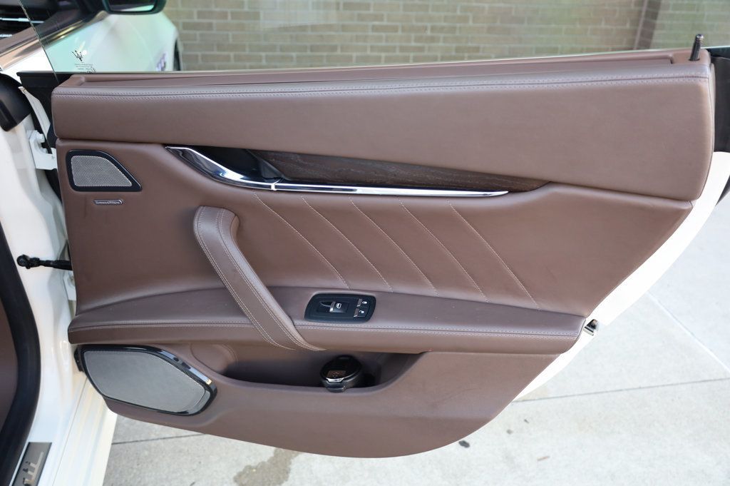 2019 Maserati Quattroporte Q4 GranLusso photo 23