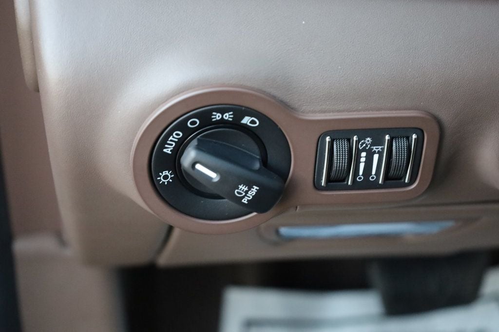 2019 Maserati Quattroporte Q4 GranLusso photo 36