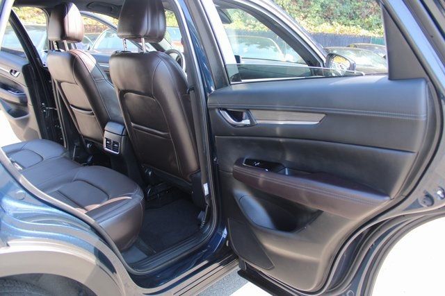 2019 Mazda CX-5 Signature photo 25