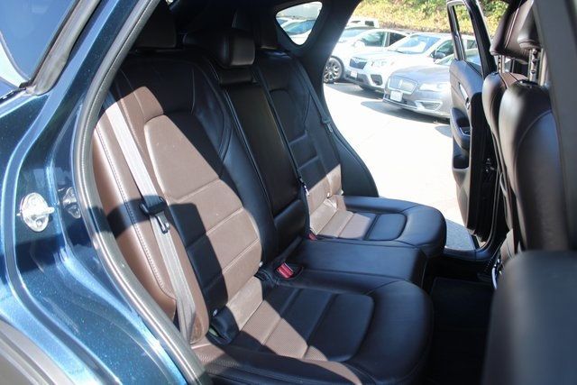 2019 Mazda CX-5 Signature photo 26