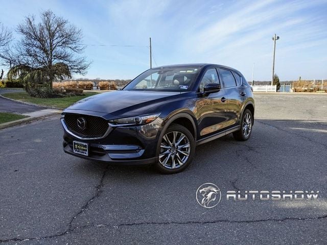 2019 Mazda CX-5 Signature's photo