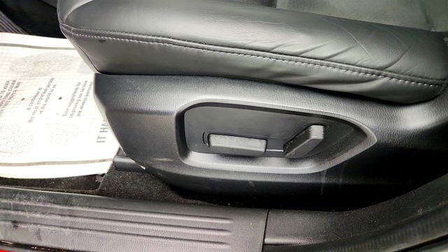 2019 Mazda CX-5 Touring AWD w/ Bose Audio, Power Moonroof & Power Liftgate - 23032564 - 11