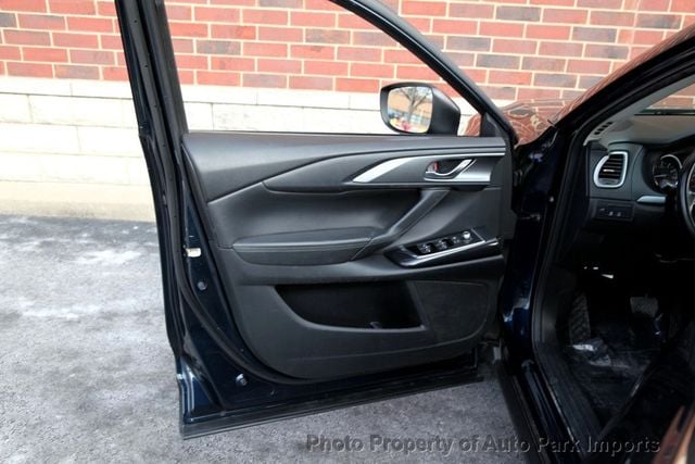 2019 Mazda CX-9 Touring AWD - 22944782 - 38