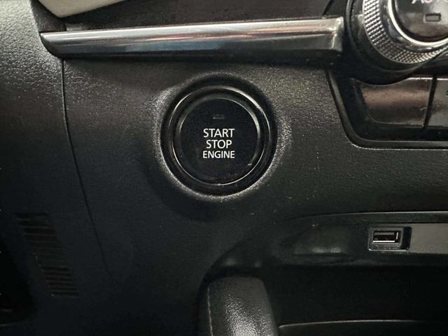 2019 Mazda Mazda3 4-Door AWD w/Premium Pkg - 23026734 - 30