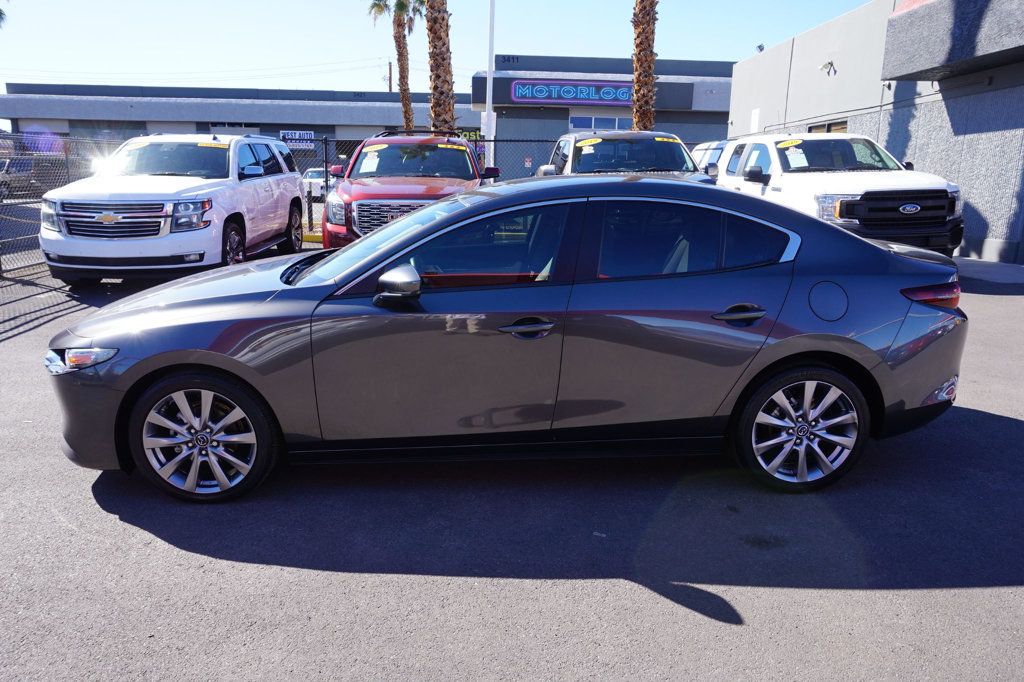 2019 Mazda Mazda3 Preferred photo 3