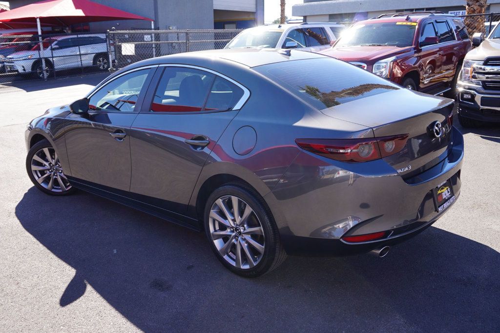 2019 Mazda Mazda3 Preferred photo 4