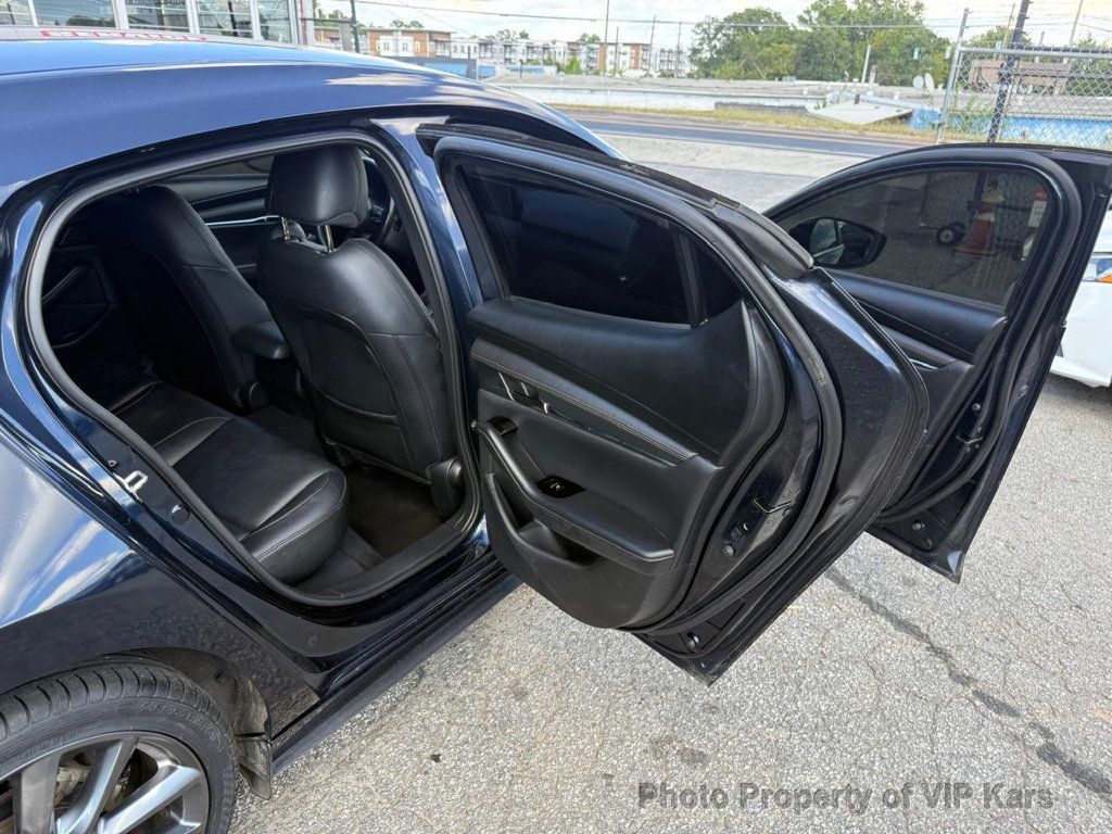 2019 Mazda Mazda3 Preferred Hatchback photo 10