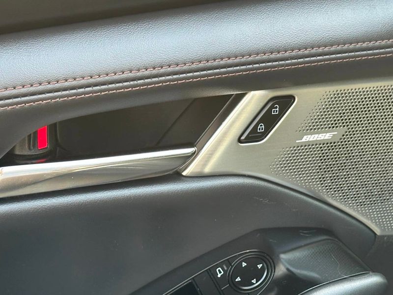 2019 Mazda Mazda3 5-Door AWD Automatic w/Premium Pkg - 22894101 - 10