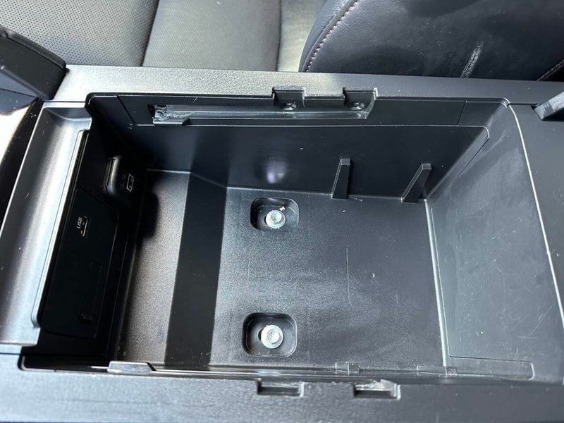 2019 Mazda Mazda3 5-Door AWD Automatic w/Premium Pkg - 22894101 - 44