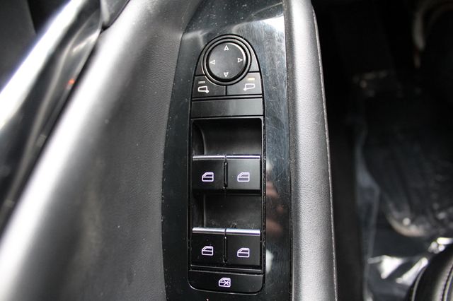 2019 Mazda Mazda3 5-Door FWD Automatic - 22931478 - 22