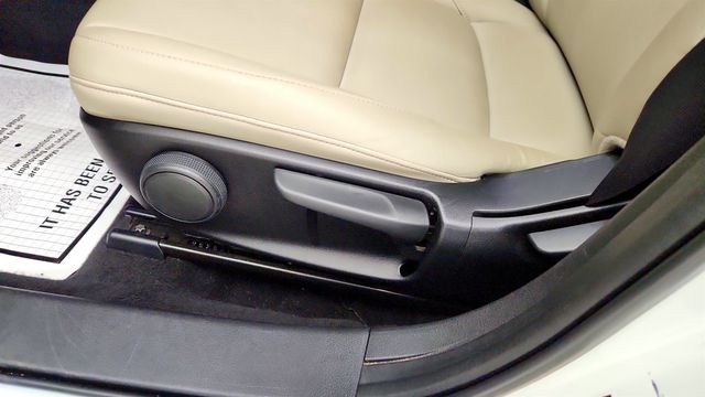 2019 Mazda Mazda3 5-Door FWD Automatic - 23075020 - 9