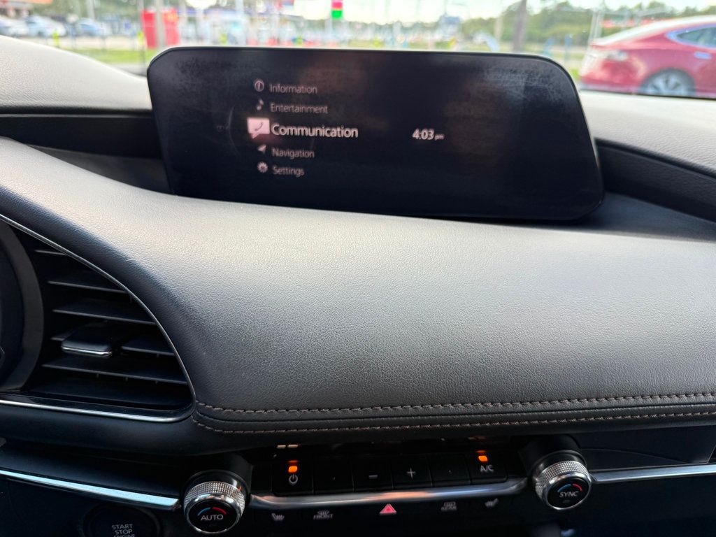 2019 Mazda Mazda3 Premium Hatchback photo 14