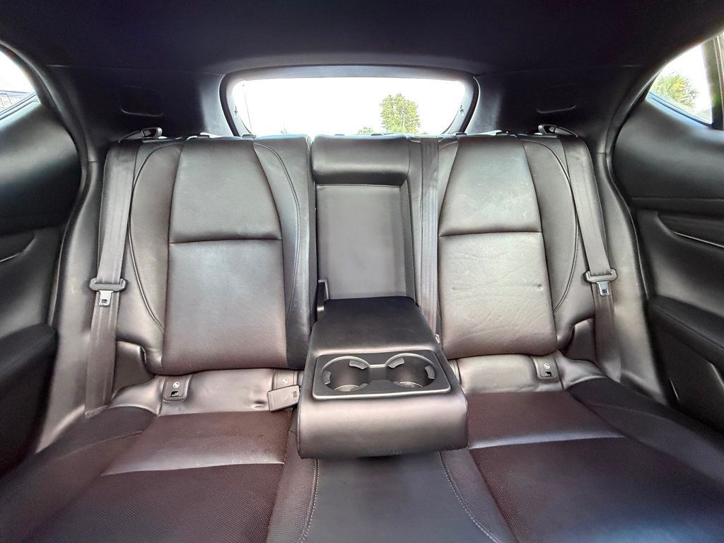 2019 Mazda Mazda3 5-Door FWD Automatic w/Premium Pkg - 22904938 - 18