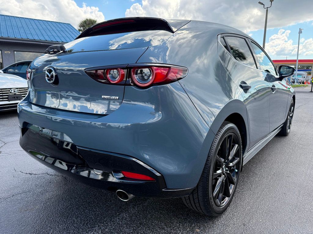 2019 Mazda Mazda3 Premium Hatchback photo 5