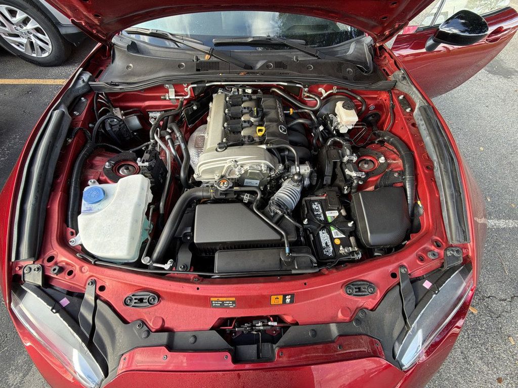 Mazda MX-5 photo 11