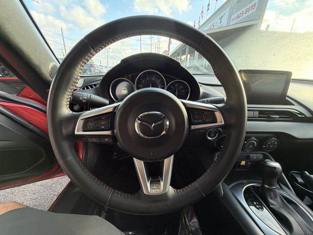 Mazda MX-5 photo 15