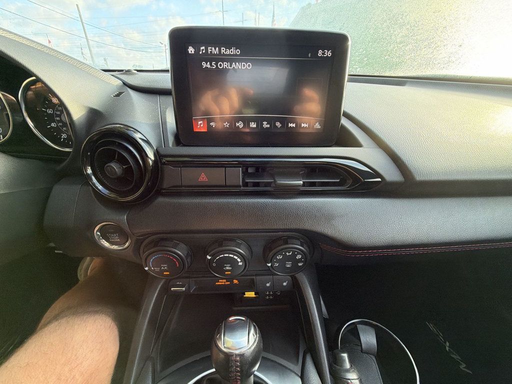 Mazda MX-5 photo 17