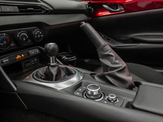 2019 Mazda MX-5 Miata RF Club Manual - 22953786 - 31