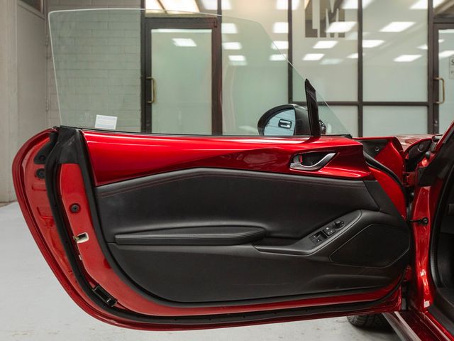 2019 Mazda MX-5 Miata RF Club Manual - 22953786 - 33