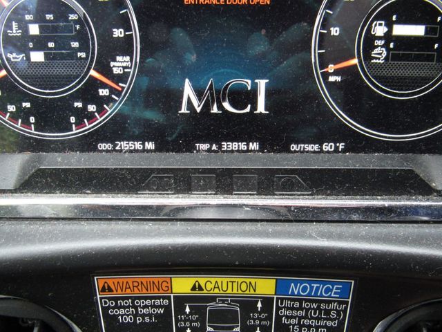 2019 MCI J4500 56 Passengers + Onboard Lavatory - 23076115 - 35